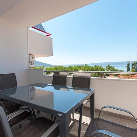 Apartman Mira- 奥米什 外观 照片