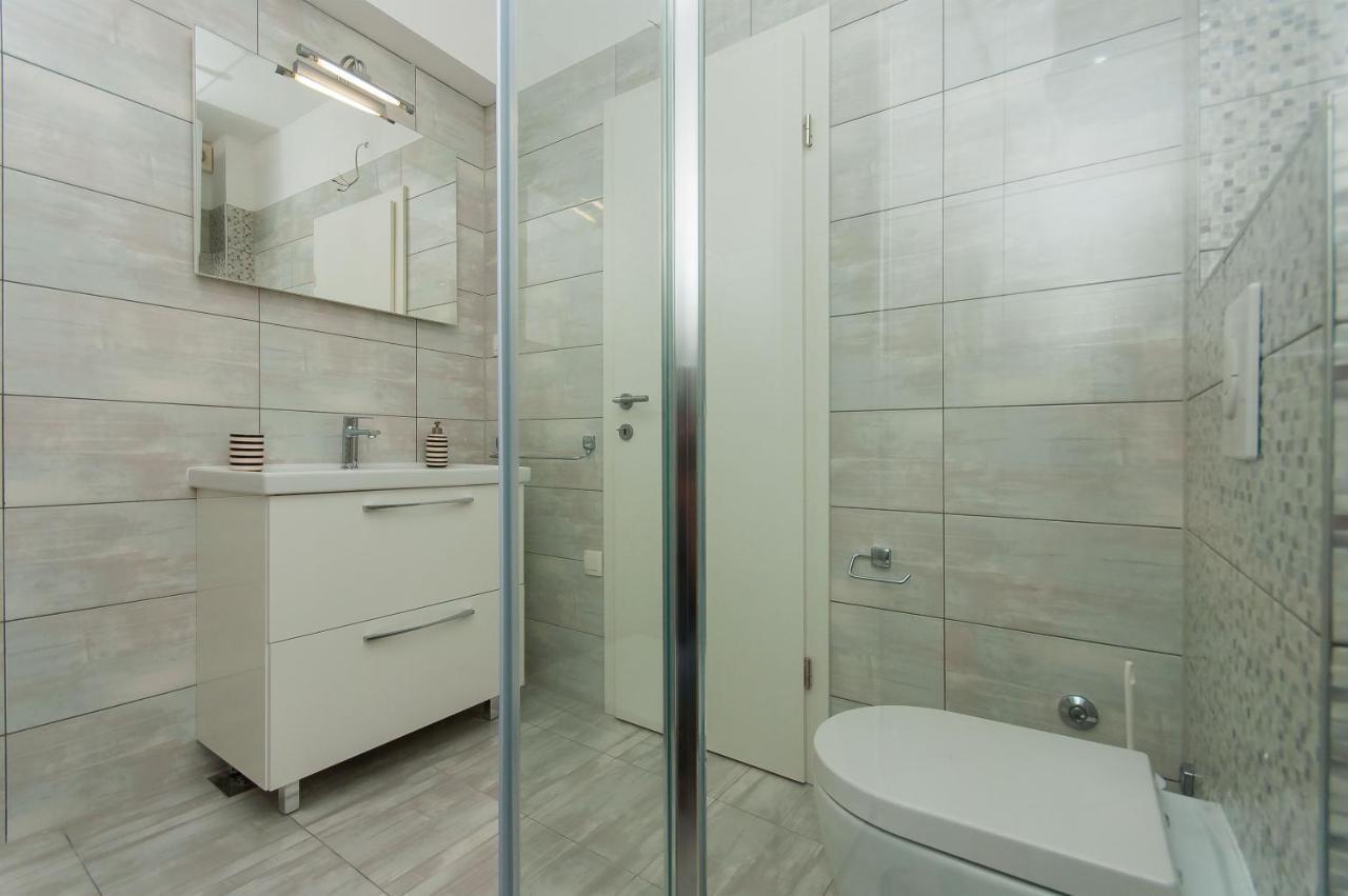 Apartman Mira- 奥米什 外观 照片